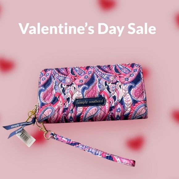 Simply Southern Women’s Quilted Wallet With Wristlet Strap - Blue Paisley - Picture 3 of 16